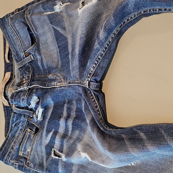 Guess Women's 30x29 Low Rise Skinny Jeans - Distressed Blue - Picture 5 of 8